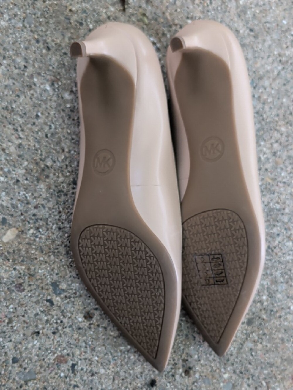 Classic Michael Kors Pointed-Toe Nude Pumps - Women's Leather Flats - Picture 5 of 6